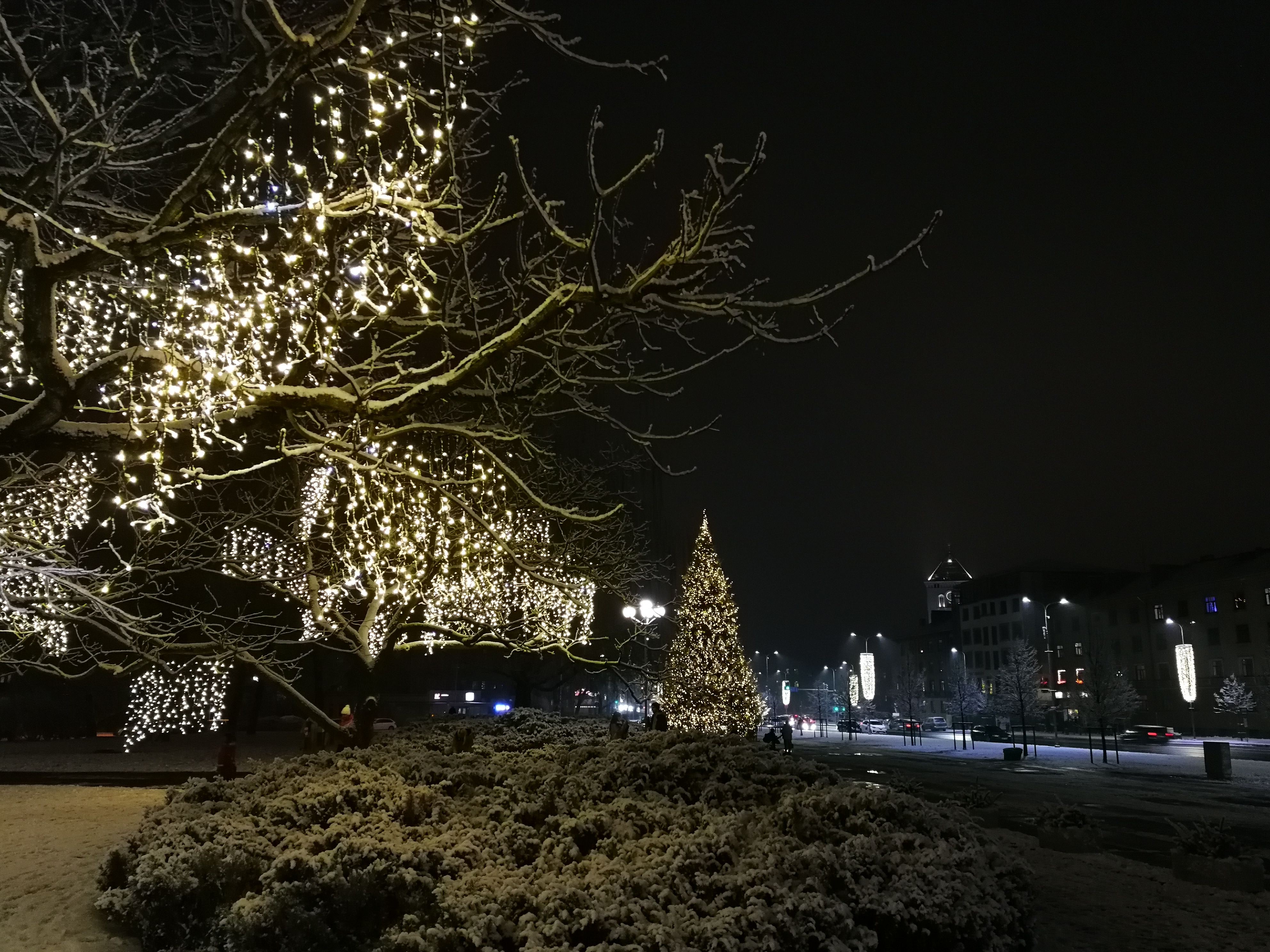 Ziemassvētku rotājumi Hercoga Jēkaba laukumā