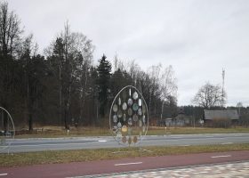 Lieldienu dekori Loka maģistrālē