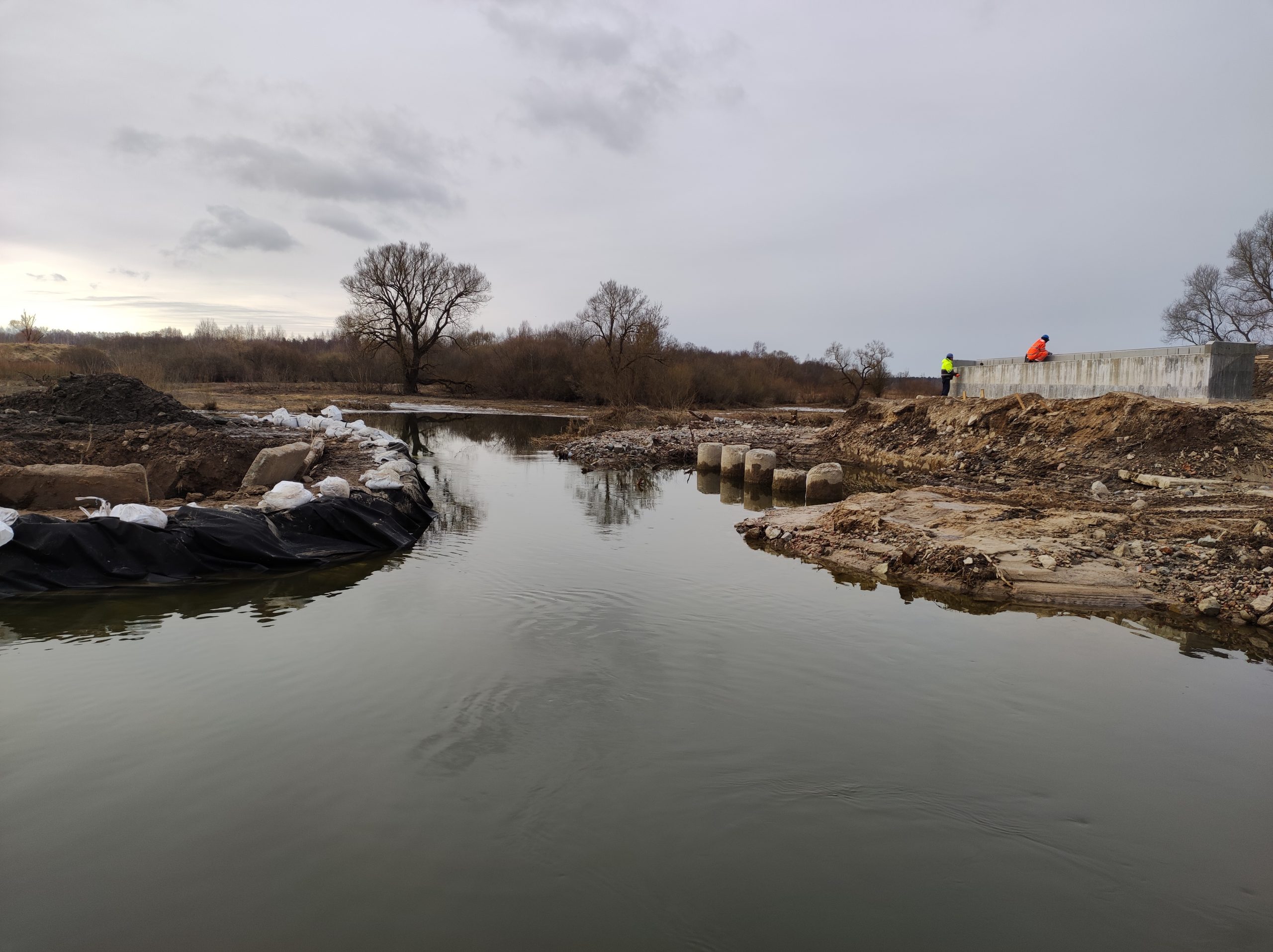 Platones upe pie Bauskas ielas
