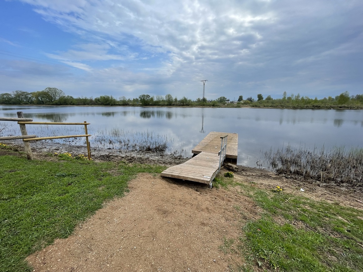 Pontonu laipas Pils salā pie skatu torņa