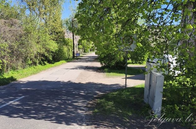 Olaines_Rigas_krustojums Rīgas iela