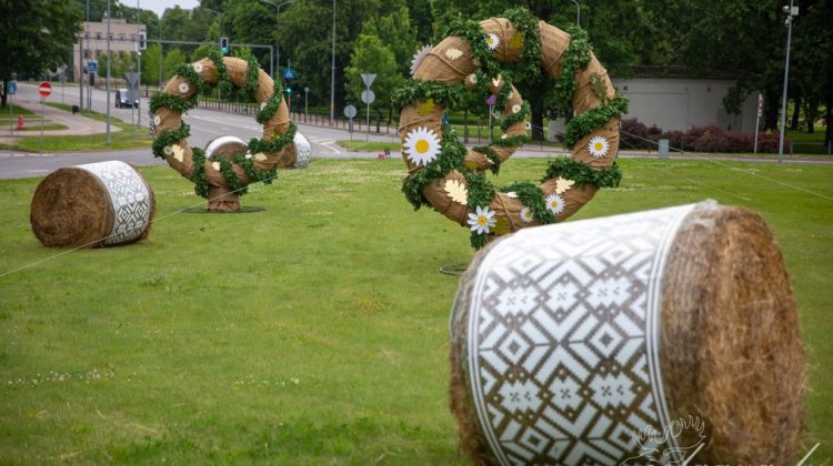 Saulgriežu rotājumi