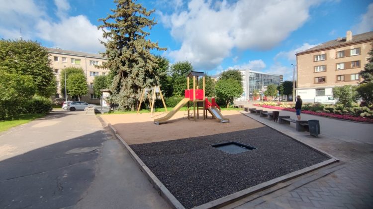 Rotaļu laukums Katoļu ielā