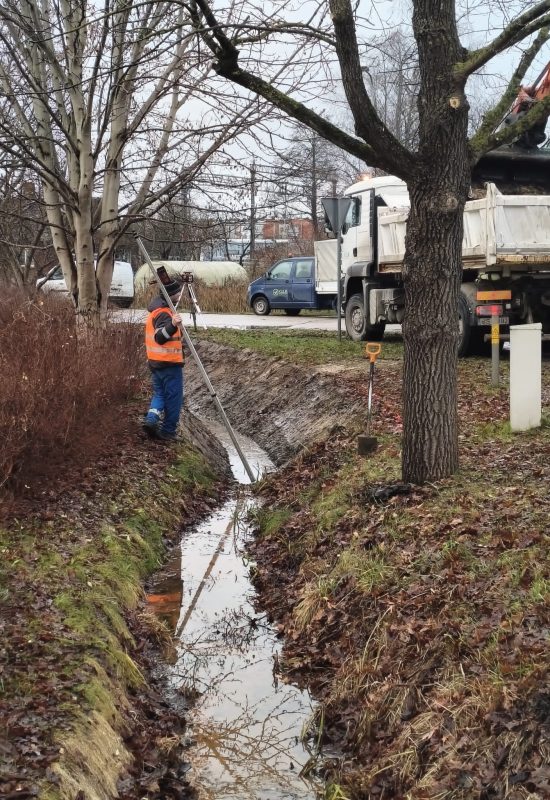 Garozas_iela Garozas ielas grāvis